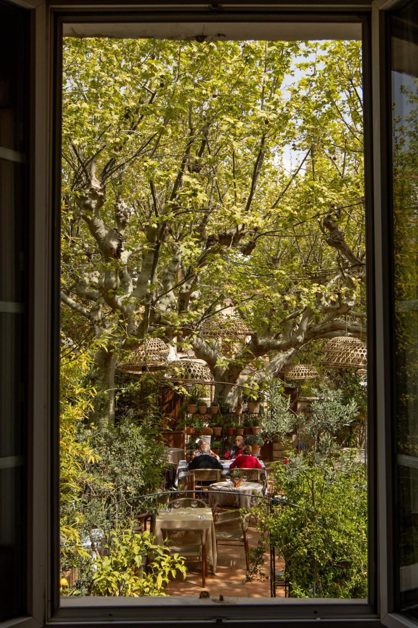 Le Clos Des Arômes Hotel